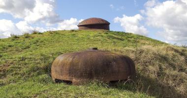 Ligne Maginot - LA FERTE - (Ouvrage d'infanterie) - Bloc 2
La cloche VDP et la tourelle pour deux AM