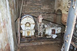 Ligne Maginot - MICHELSBERG - A22 - (Ouvrage d'artillerie) - Bloc 6
Le moteur du monte-charge.