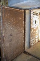 Ligne Maginot - 110 - BETTLACH - (Casemate d'artillerie) - Entrée des hommes
Les deux portes blindées