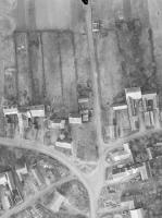 Ligne Maginot - MF11 - NIEDERLAUTERBACH (GRM) - (Poste GRM - Maison Forte) - La maison forte est en haut de la photo cachée dans une construction dont subsiste la charpente de la toiture