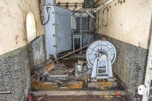 Ligne Maginot - ROCHONVILLERS - A8 - (Ouvrage d'artillerie) - Bloc 7
La machinerie du monte-charge