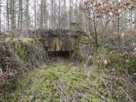 Ligne Maginot - BB7 - (Blockhaus pour canon) - Le créneau frontal pour un canon anti-char de 47mm.