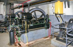 Ligne Maginot - FORT DE MUTZIG - (Ouvrage d'artillerie) - Usine électrique
Groupes électrogène à moteur Deutz