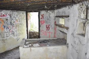 Ligne Maginot - A33 - (Blockhaus pour arme infanterie) - Mitrailleuse de gauche