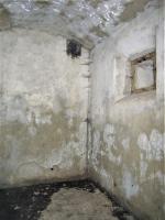 Ligne Maginot - BATTERIE DES PAYSANS - (Cuve pour canon) - Local à fusées
L'enduit mural a été refait par les français