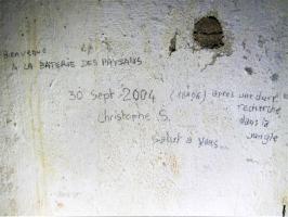 Ligne Maginot - BATTERIE DES PAYSANS - (Cuve pour canon) - Graffiti sympathique d'un visiteur