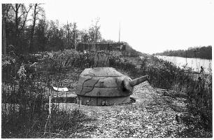 Ligne Maginot - HACKMESSERGRUND 2 - (Cuve pour arme d'infanterie) - 