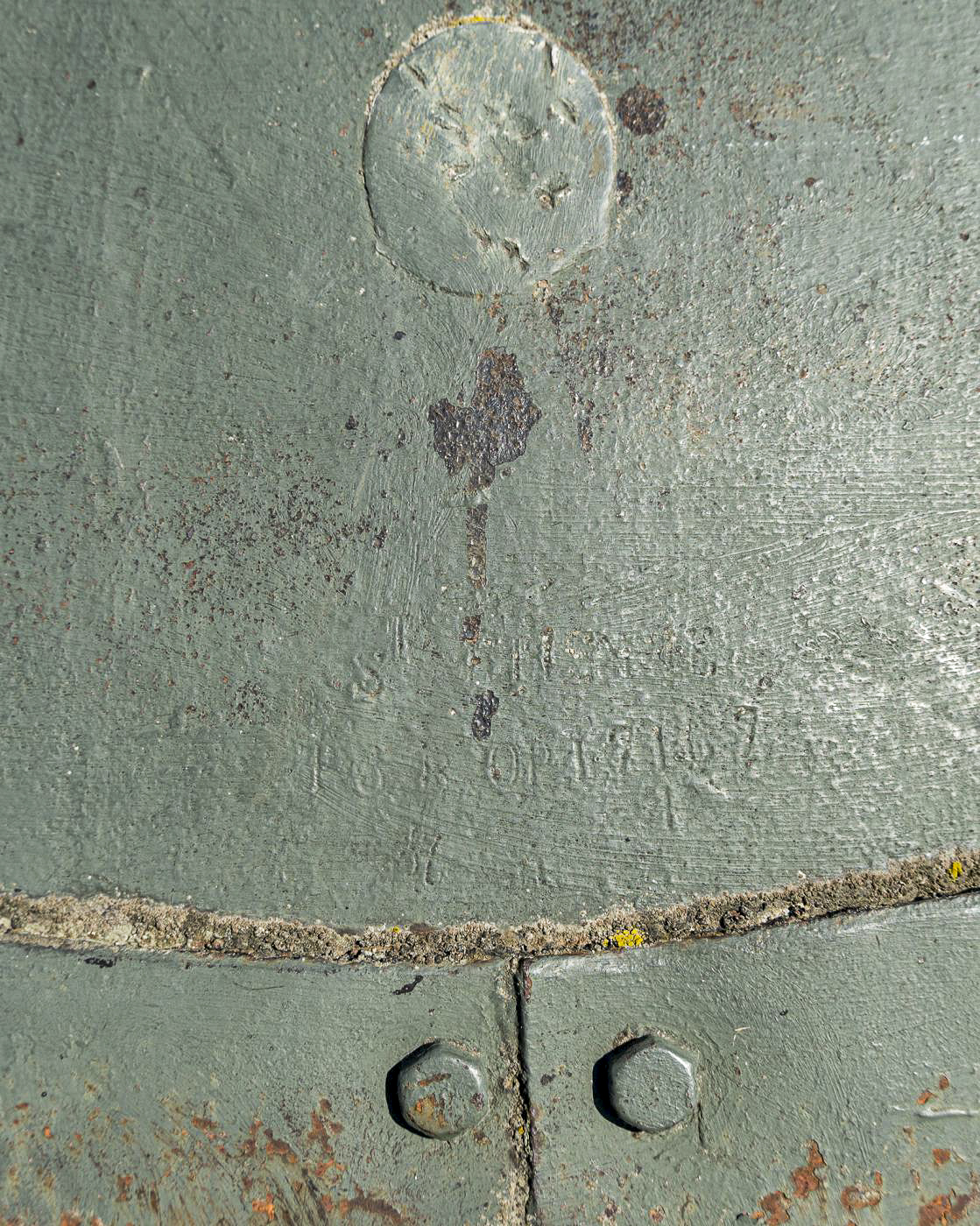 Ligne Maginot - SCHOENENBOURG - (Ouvrage d'artillerie) - Bloc 2
Tourelle de mitrailleuse  - David Palmer