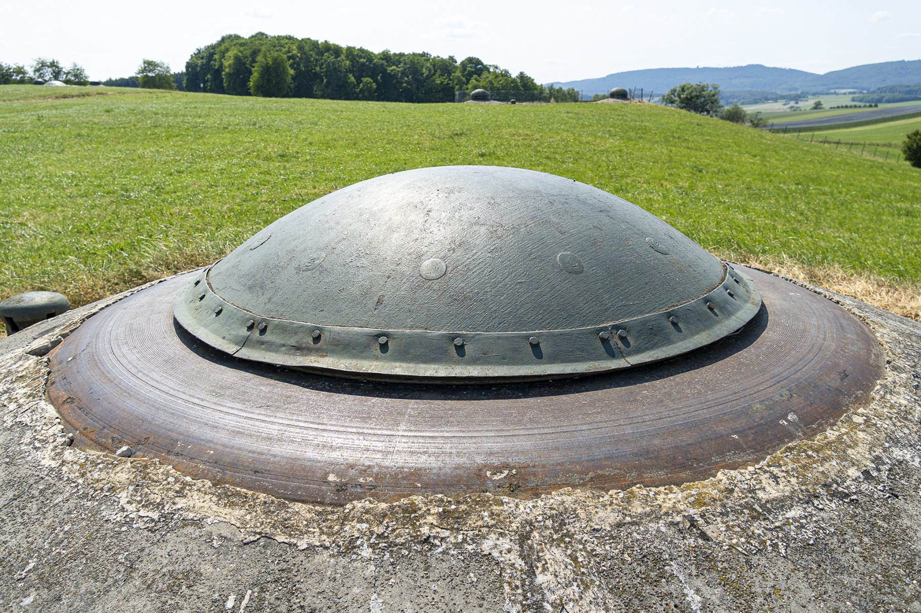 Ligne Maginot - SCHOENENBOURG - (Ouvrage d'artillerie) - Bloc 2
Tourelle de mitrailleuse  - David Palmer