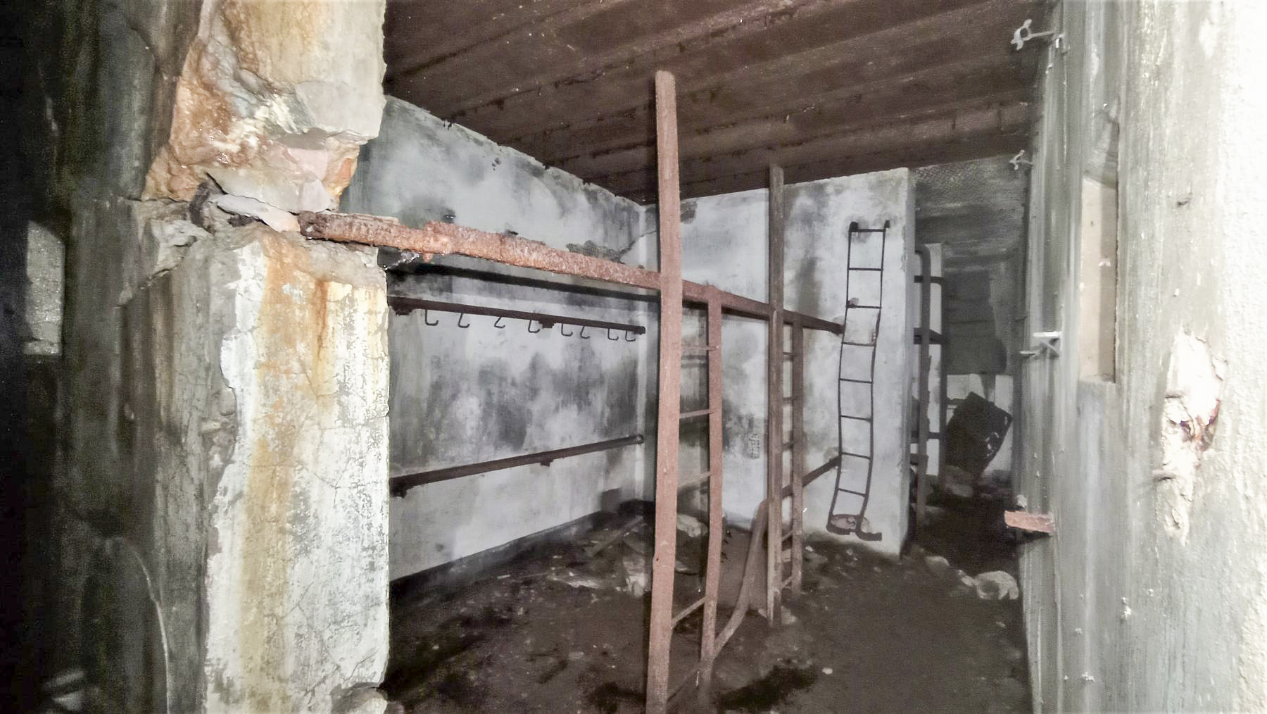 Ligne Maginot - HOCHWALD C2 - (Casemate d'infanterie) - Chambre de troupe pour 18 hommes  