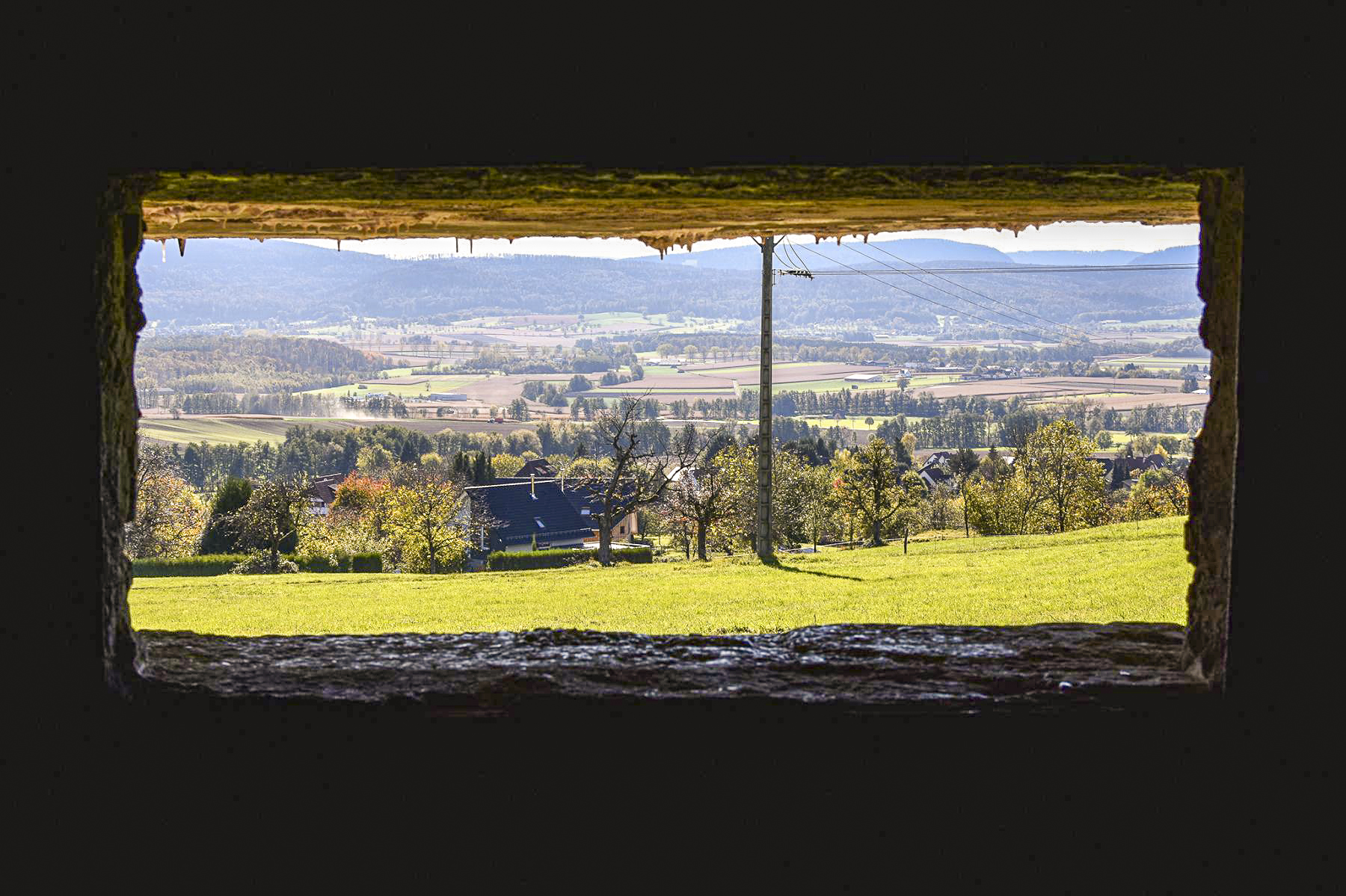 Ligne Maginot - 112 - BETTLACH SUD - (Casemate d'infanterie - Double) - Vu par le créneau pour canon de 47mm - David Palmer