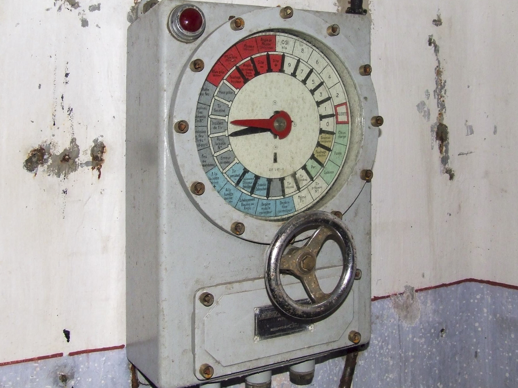 Ligne Maginot - MICHELSBERG - A22 - (Ouvrage d'artillerie) - Le transmetteur d'ordre du bloc 5. - STENGER Mathieu