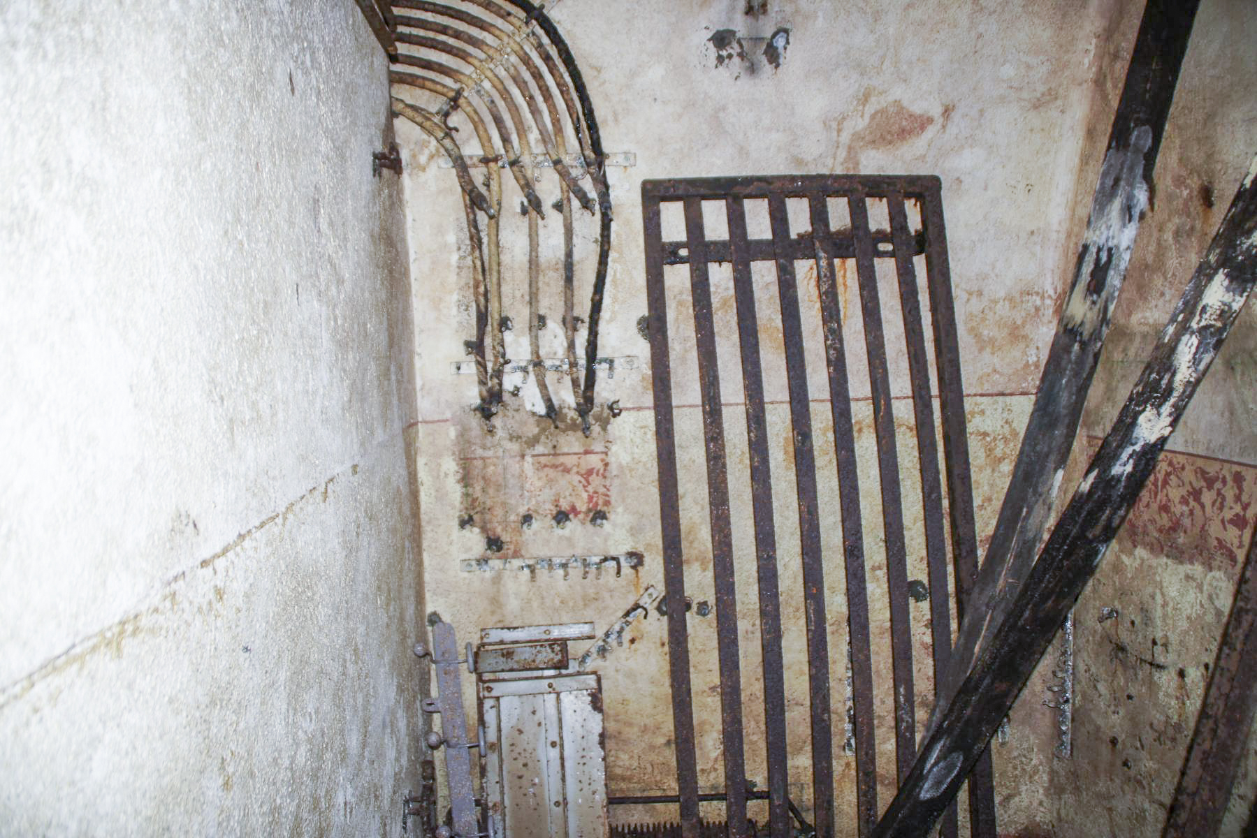 Ligne Maginot - MICHELSBERG - A22 - (Ouvrage d'artillerie) - Le local des téléphonistes. - STENGER Mathieu