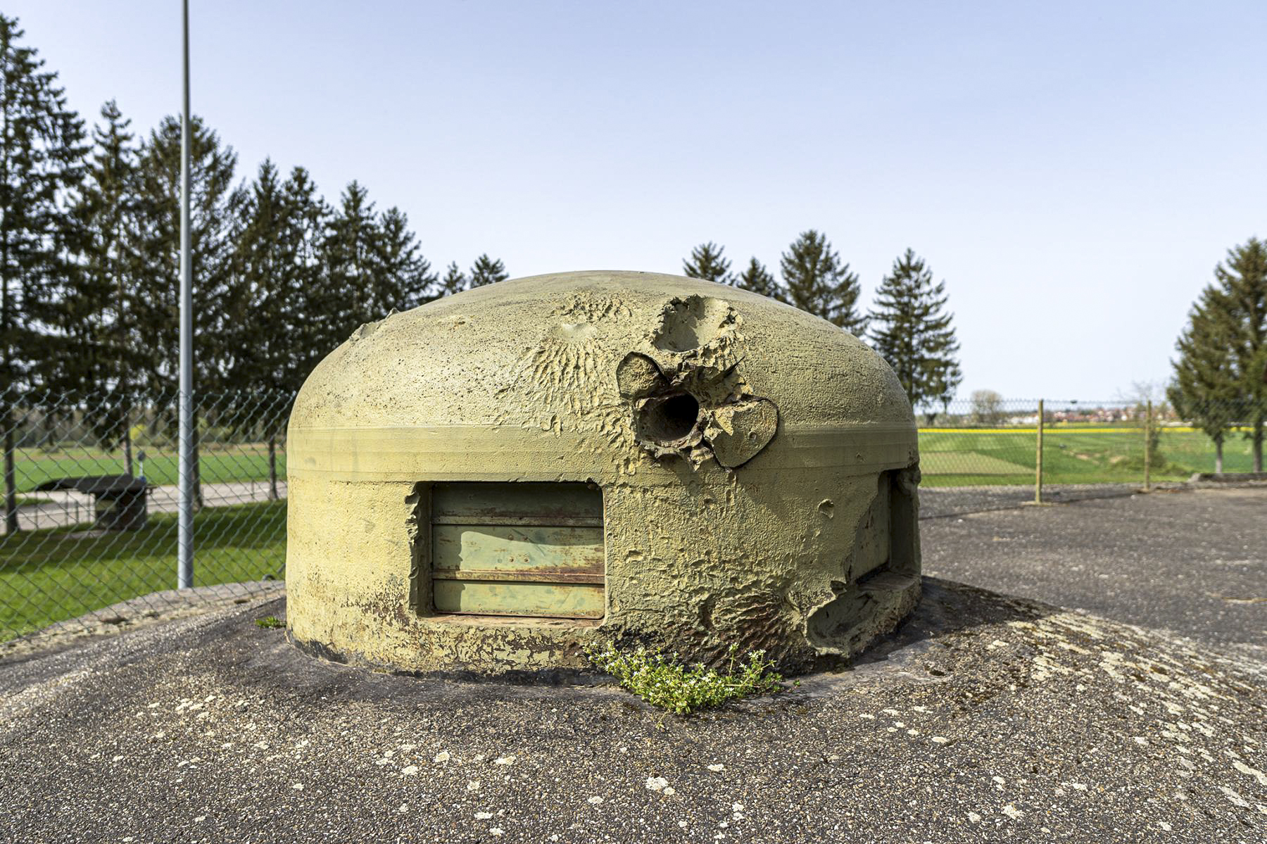 Ligne Maginot - ESCH - (Casemate d'infanterie - Double) - Cloche GFM sud - David Palmer