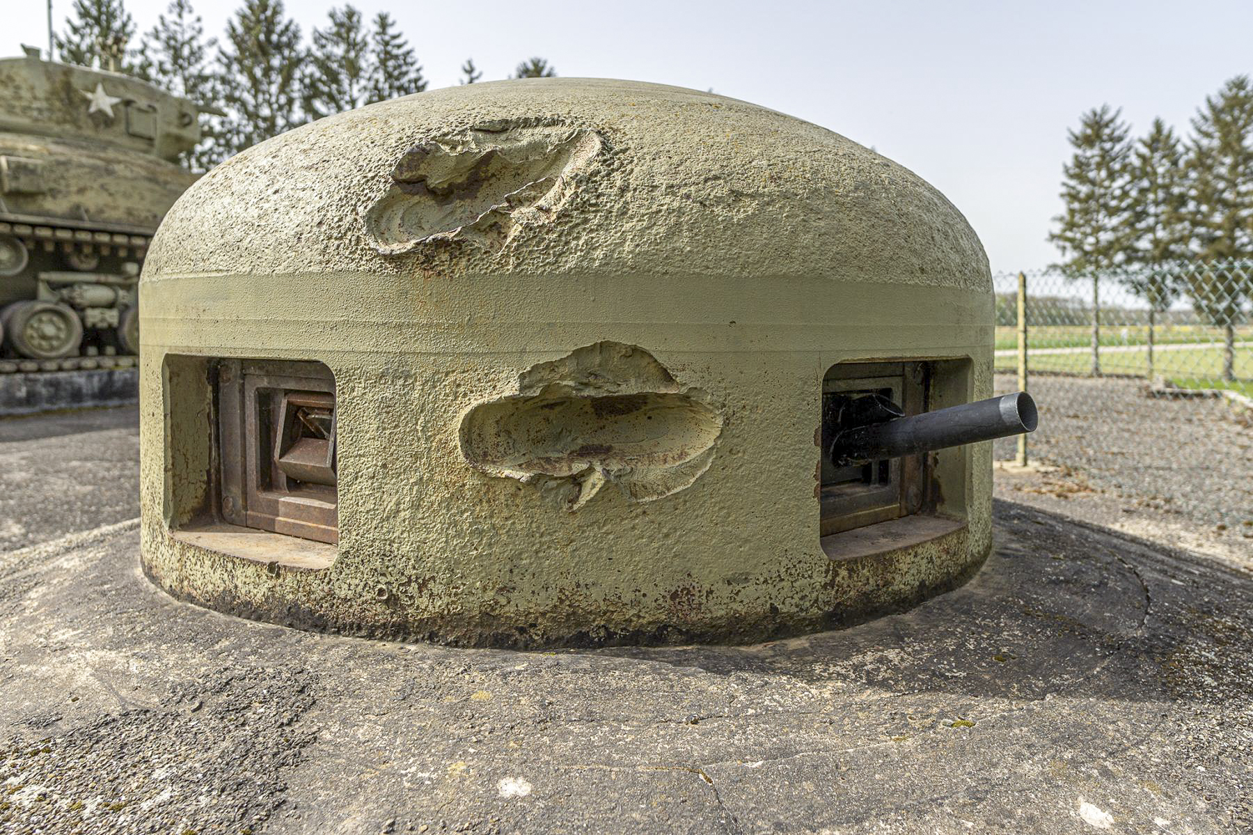 Ligne Maginot - ESCH - (Casemate d'infanterie - Double) - Cloche GFM Nord
Mortier de 50mm - David Palmer