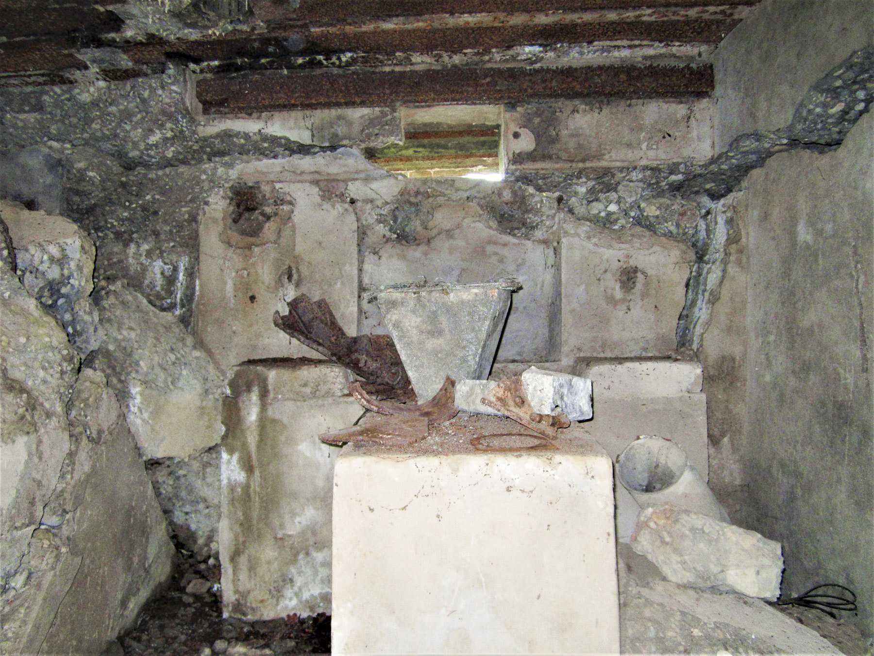 Ligne Maginot - PFAFFENBRONN 7 - (Blockhaus pour arme infanterie) - Chambre de tir droite