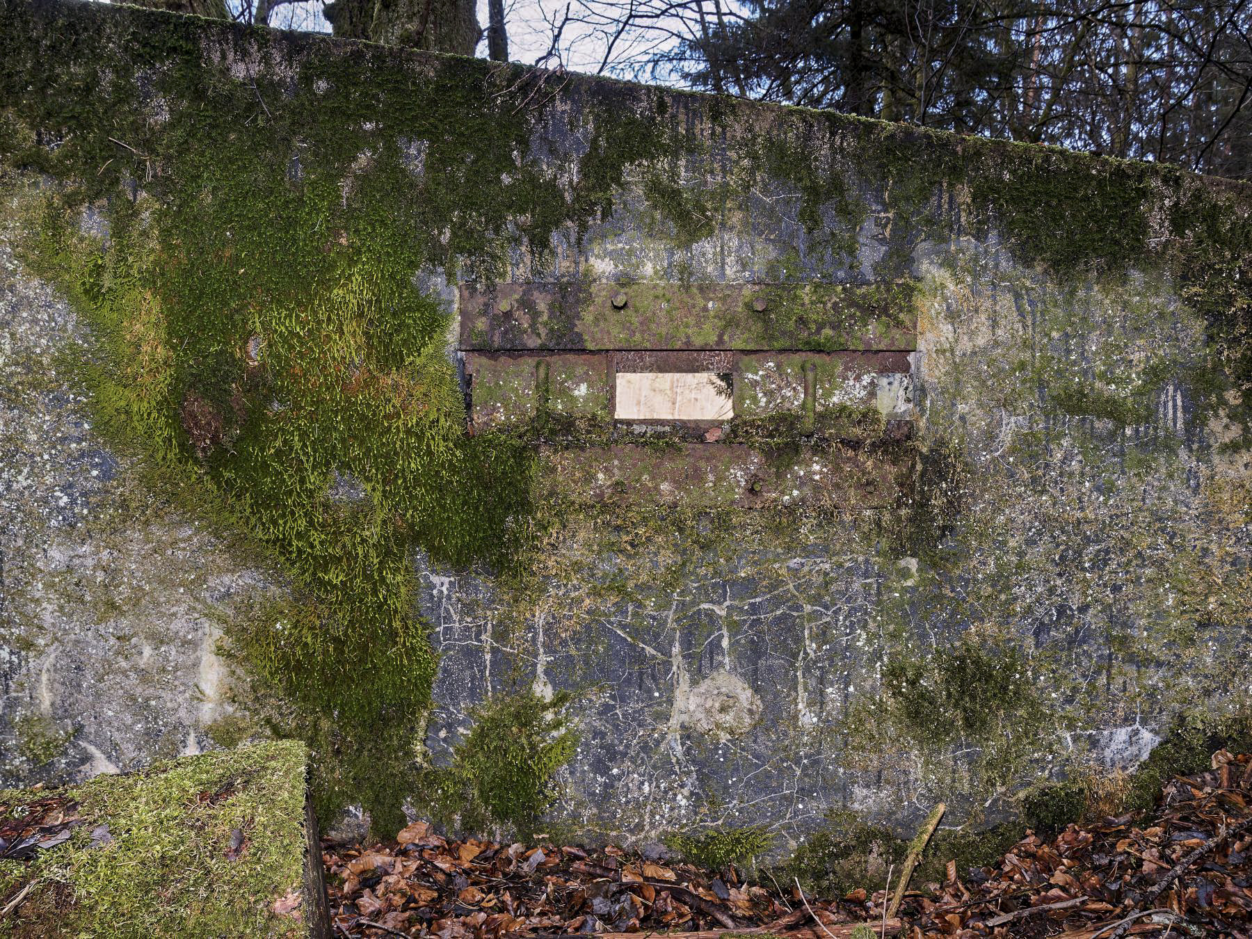Ligne Maginot - NEUWEIHER 1 - (Blockhaus pour canon) - Créneau dans le mur