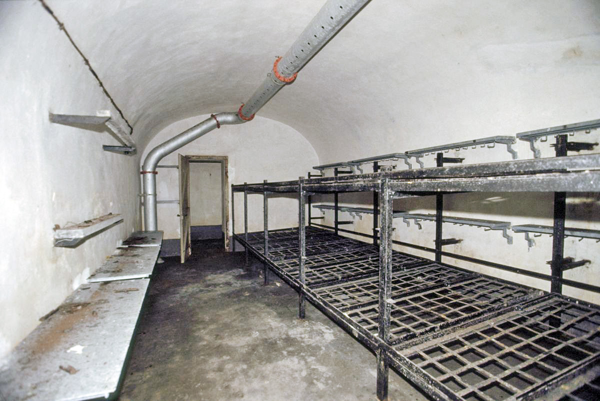Ligne Maginot - BIRLENBACH - (Abri) - Chambrées - ammagsdr