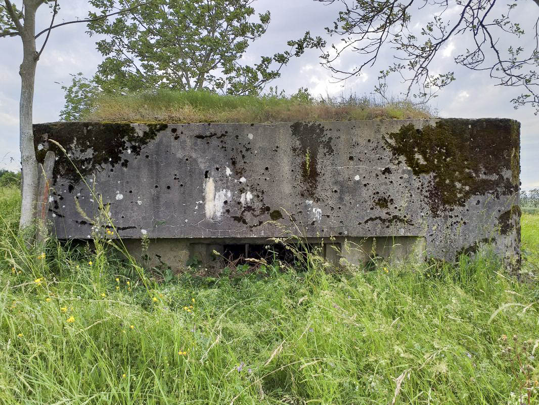 Ligne Maginot - HECKENMUEHLE EST - (Blockhaus pour canon) - Créneau AC 25