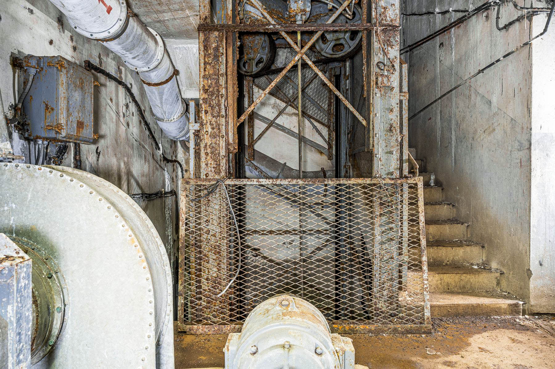 Ligne Maginot - MOLVANGE - A9 - (Ouvrage d'artillerie) - Bloc 4
Monte-charge - David Palmer