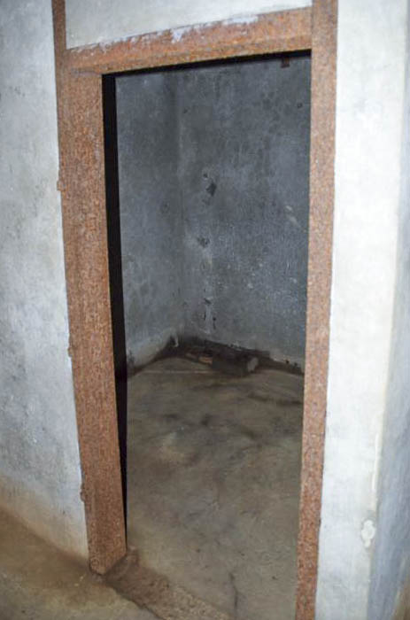 Ligne Maginot - 110 - BETTLACH - (Casemate d'artillerie) - Chambre du chef de casemate
Cette chambre comprenait les arrivées du téléphone