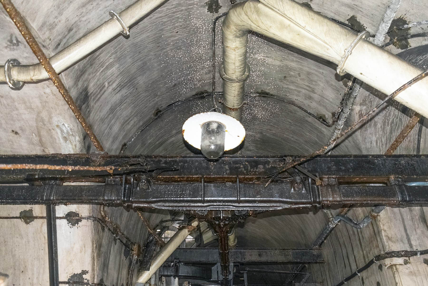 Ligne Maginot - ROCHONVILLERS - A8 - (Ouvrage d'artillerie) - Bloc 6
Couloir du magasin M2 - David Palmer