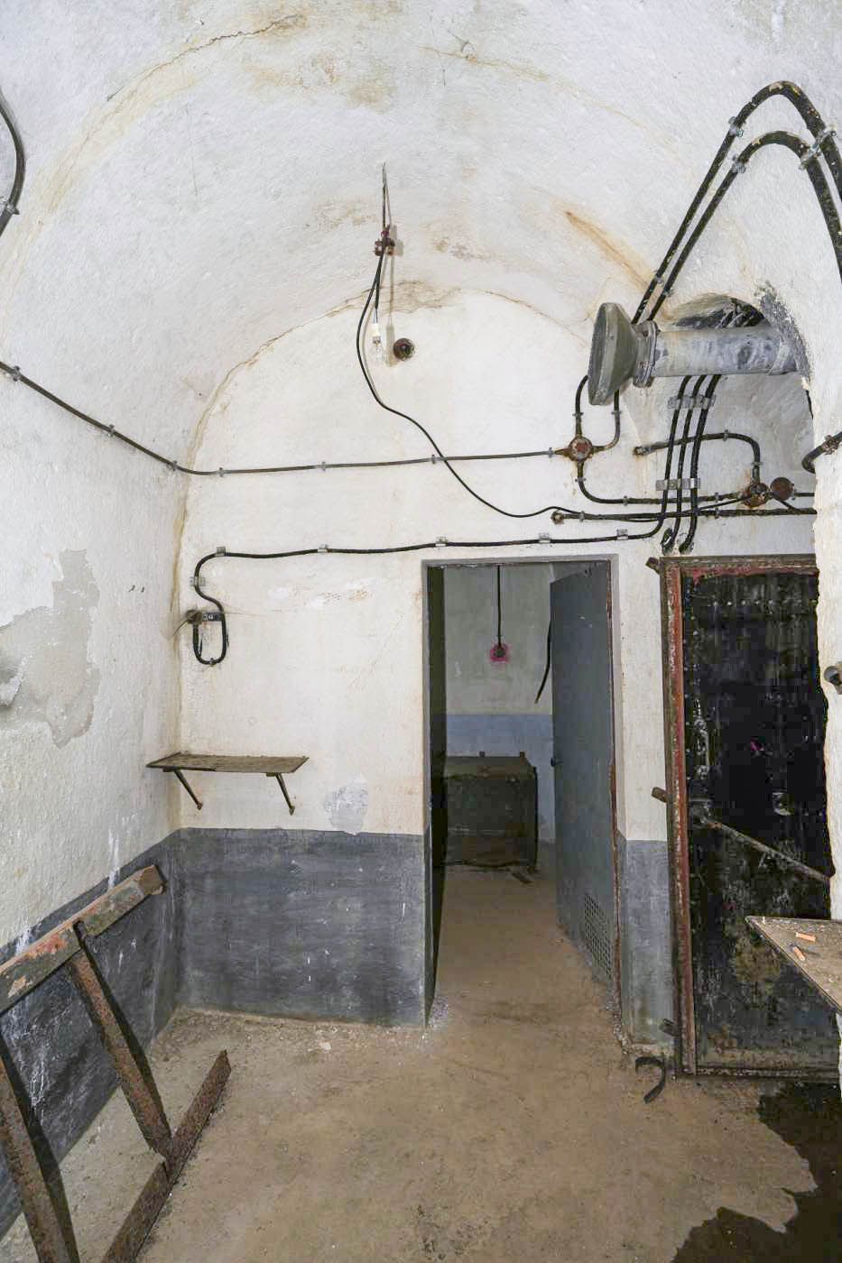 Ligne Maginot - RIMPLAS (RS) - (Ouvrage d'artillerie) - Bloc 6
Local TSF - duomaxw