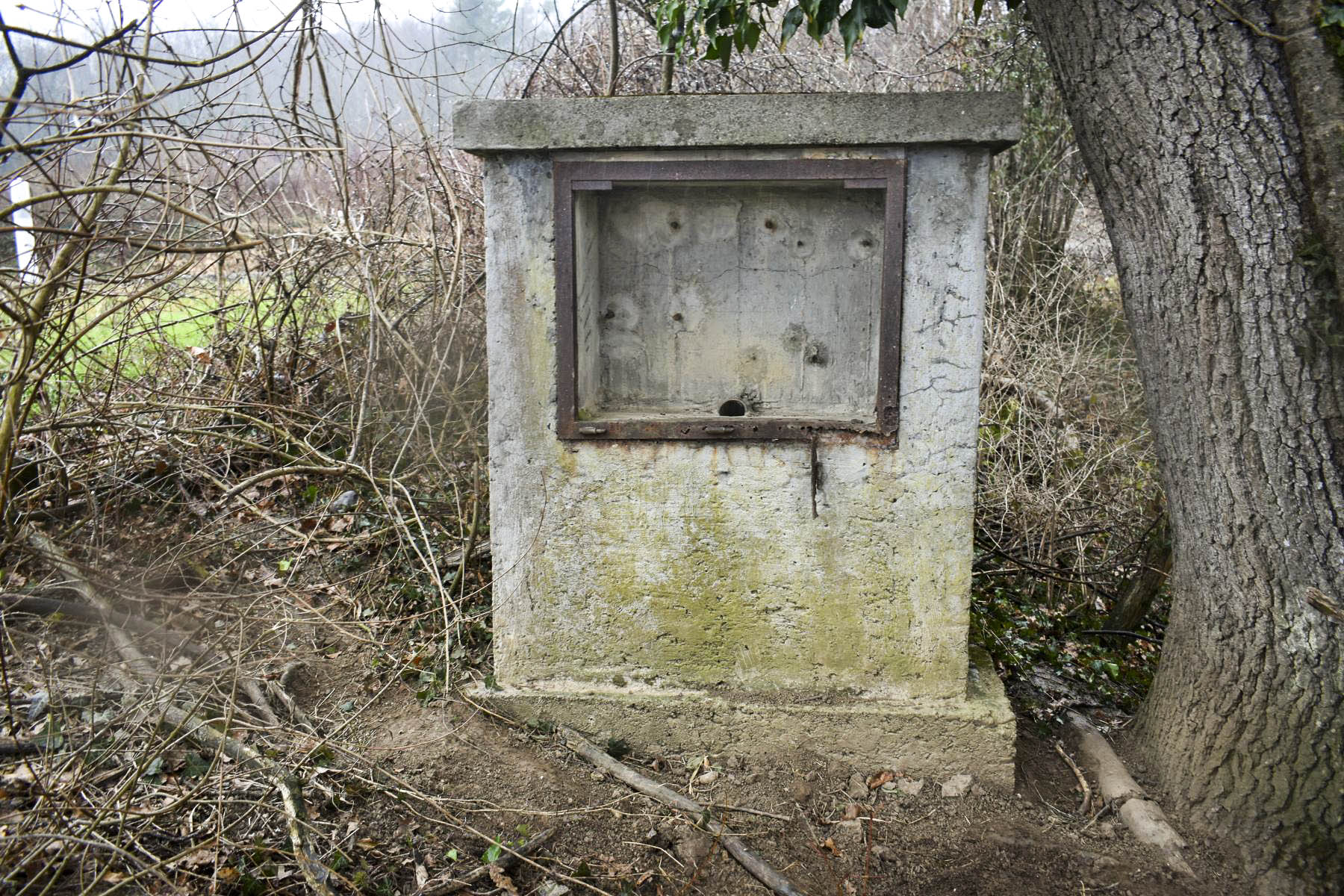 Ligne Maginot - 26 (BORNE DE RACCORDEMENT) - (Chambre de coupure) - 
