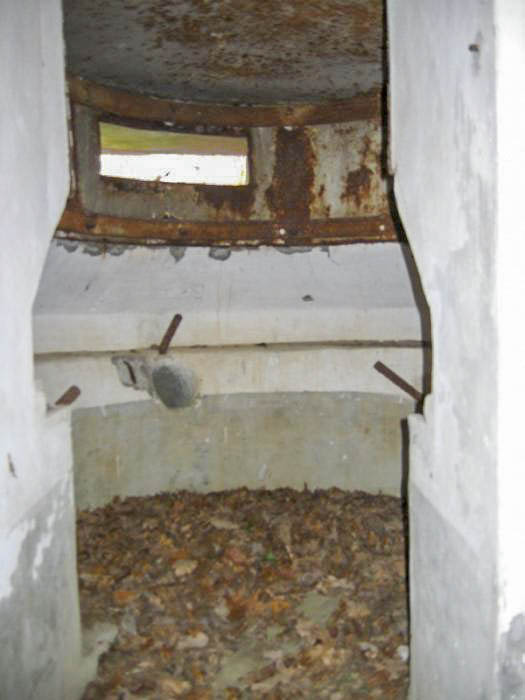 Ligne Maginot - CARREFOUR 121 - (Blockhaus pour arme infanterie) - La seconde coupole