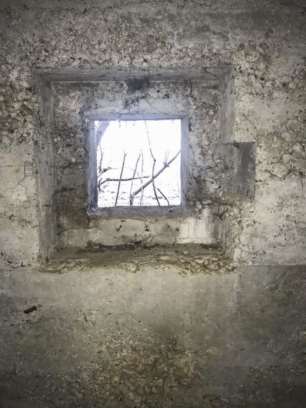 Ligne Maginot - MITTELGRUND - (Blockhaus pour arme infanterie) - Créneau fusil-mitrailleur