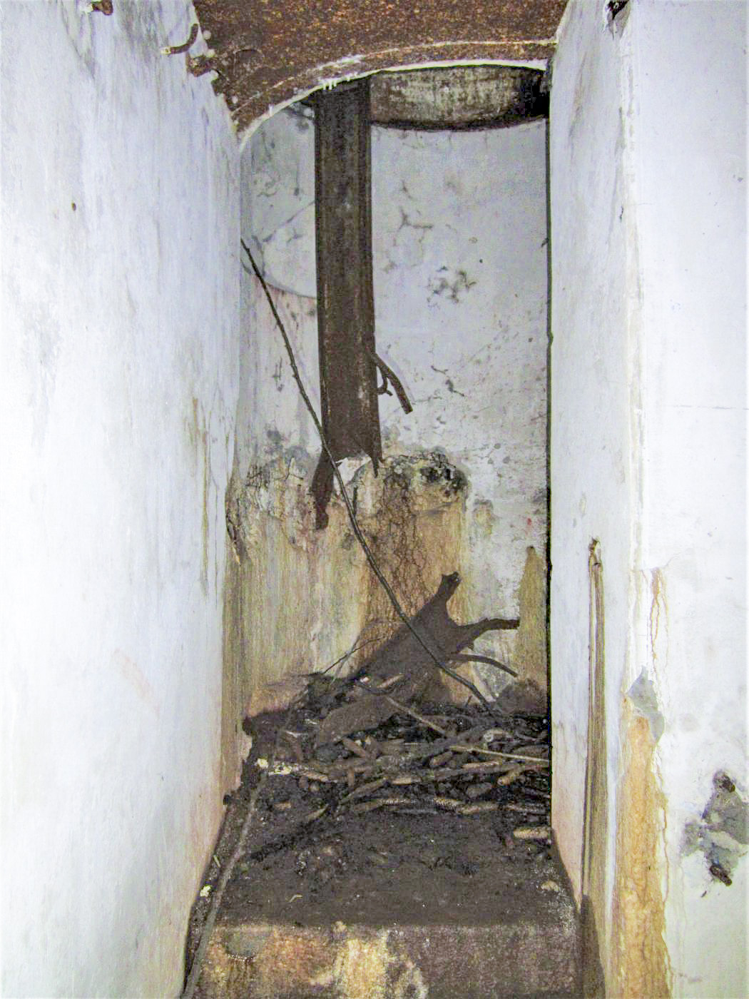 Ligne Maginot - SAEGEMUHLE - (Blockhaus pour arme infanterie) - Puits de la cloche GFM