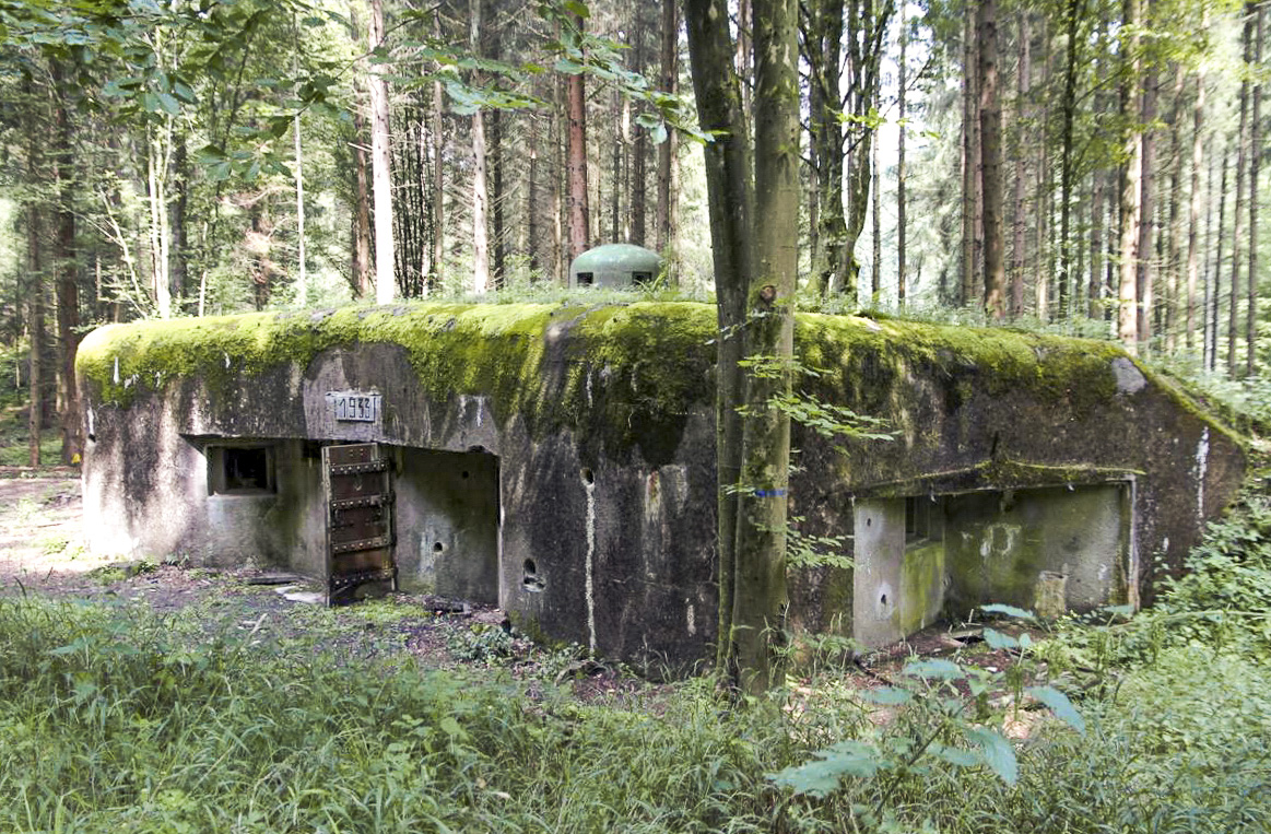 Ligne Maginot - SAEGEMUHLE - (Blockhaus pour arme infanterie) - Vue coté Est