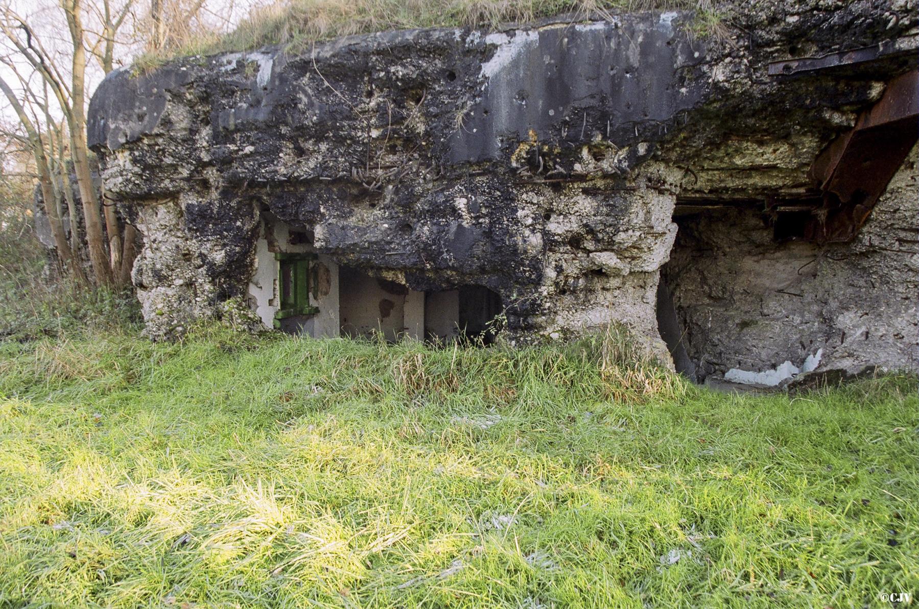 Ligne Maginot - 19/3 - COSAQUES - (Casemate d'infanterie - Double) - 