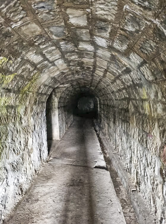 Ligne Maginot - CAMP D'ARGENT - COL DE TURINI - (Dépôt de Munitions) - Galerie droite 