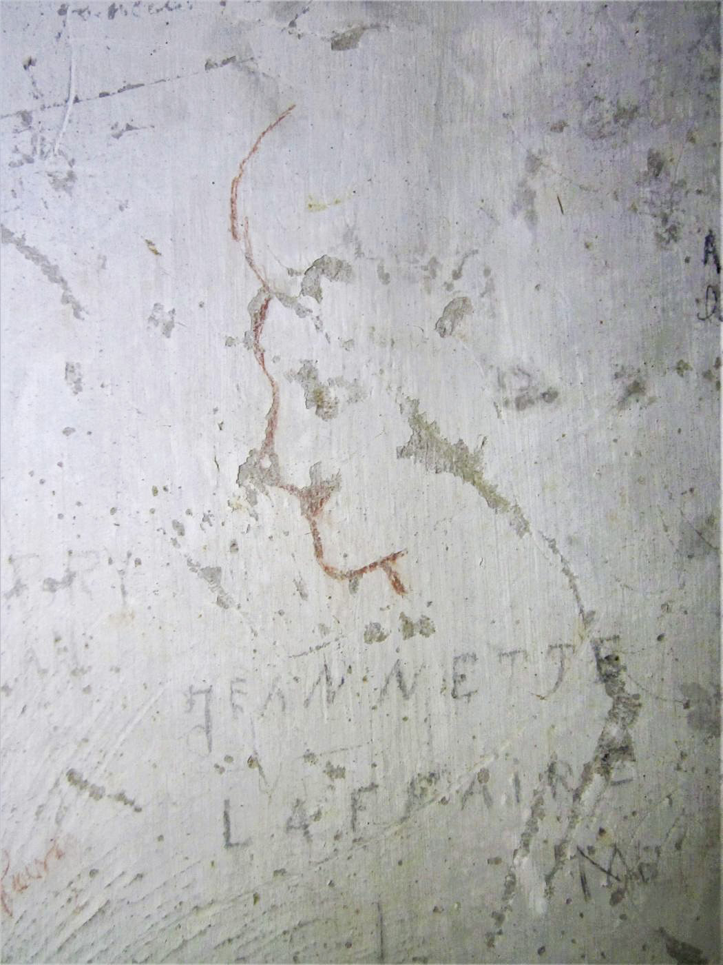 Ligne Maginot - BATTERIE DES PAYSANS - (Cuve pour canon) - Graffiti