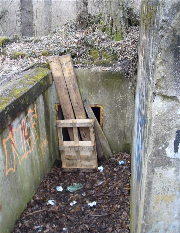Ligne Maginot - OBERJAEGERHOFF - (Abri) - L'entrée de la chambre de tir pour mitrailleuses