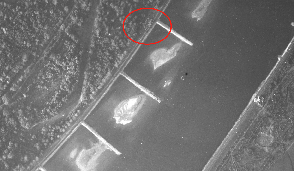 Ligne Maginot - PAYSANS - (Casemate d'infanterie - Simple) -  - IGN - Géoportail 1947