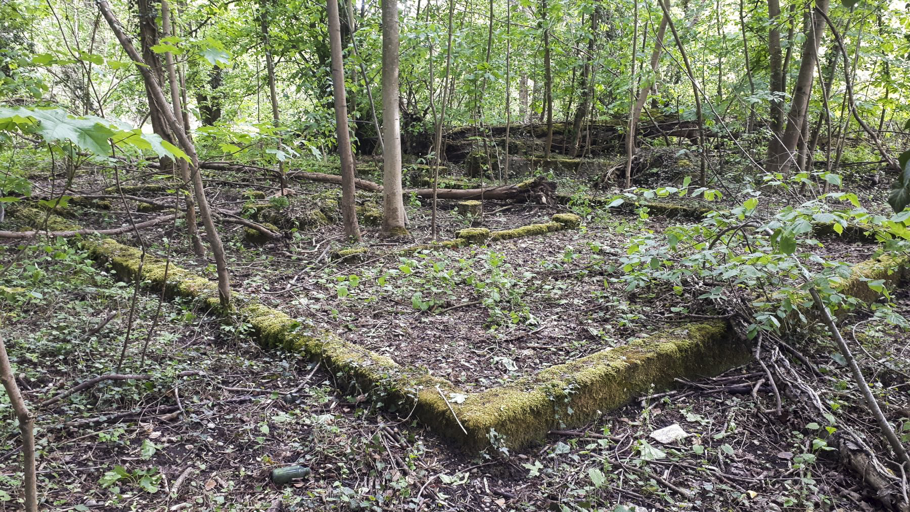 Ligne Maginot - SCHWARZWASSER - (Dépôt de Munitions) - Fondation de bâtiment
