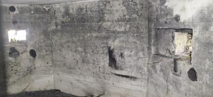 Ligne Maginot - BREITSAND 6 - (Blockhaus pour arme infanterie) - Les deux embrasures vue de l'intérieur à l'étage