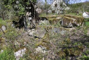 Ligne Maginot - PONT DE LIMBOURG 1 - (Blockhaus pour arme infanterie) - Les ruines de la coupole droite