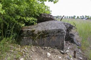 Ligne Maginot - BANTZENHEIM EST - (Blockhaus pour arme infanterie) - Vue de profil
