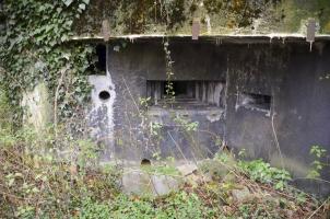 Ligne Maginot - 76 - HARDT SUD - (Casemate d'infanterie - Double) - Créneau mitrailleuse et FM de la façade sud-ouest.