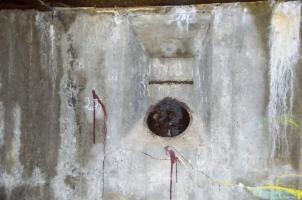 Ligne Maginot - BRIGGMATTEN SUD - (Blockhaus pour canon) - Vue sur la goulotte lance grenade