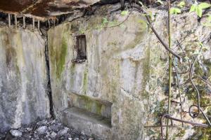 Ligne Maginot - G53 - PETIT-LANDAU BERGE 1 - (Blockhaus pour arme infanterie) - Créneau sud (intérieur)