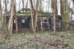 Ligne Maginot - GEISPITZEN - (Stand de tir) - Vue du bâtiment Est, coté champ de tir