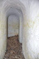 Ligne Maginot - LANGE AECKER 1 - (Blockhaus pour arme infanterie) - Couloir vers la chambre de tir, avec à droite la niche à munitions