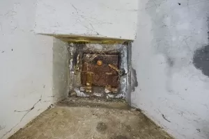 Ligne Maginot - 90 - HELFRANTZKIRCH NORD OUEST - (Casemate d'infanterie - double) - Volet rabattable du créneau de défense rapproché