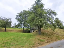 Ligne Maginot - BETTLACH OUEST 2 - (Blockhaus pour arme infanterie) - Le blockhaus depuis la route.