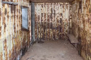 Ligne Maginot - EICHWALD (BATTERIE DE L') - (Position d'artillerie préparée) - PC batterie 3 et 4
Vue sur le créneau de tir nord