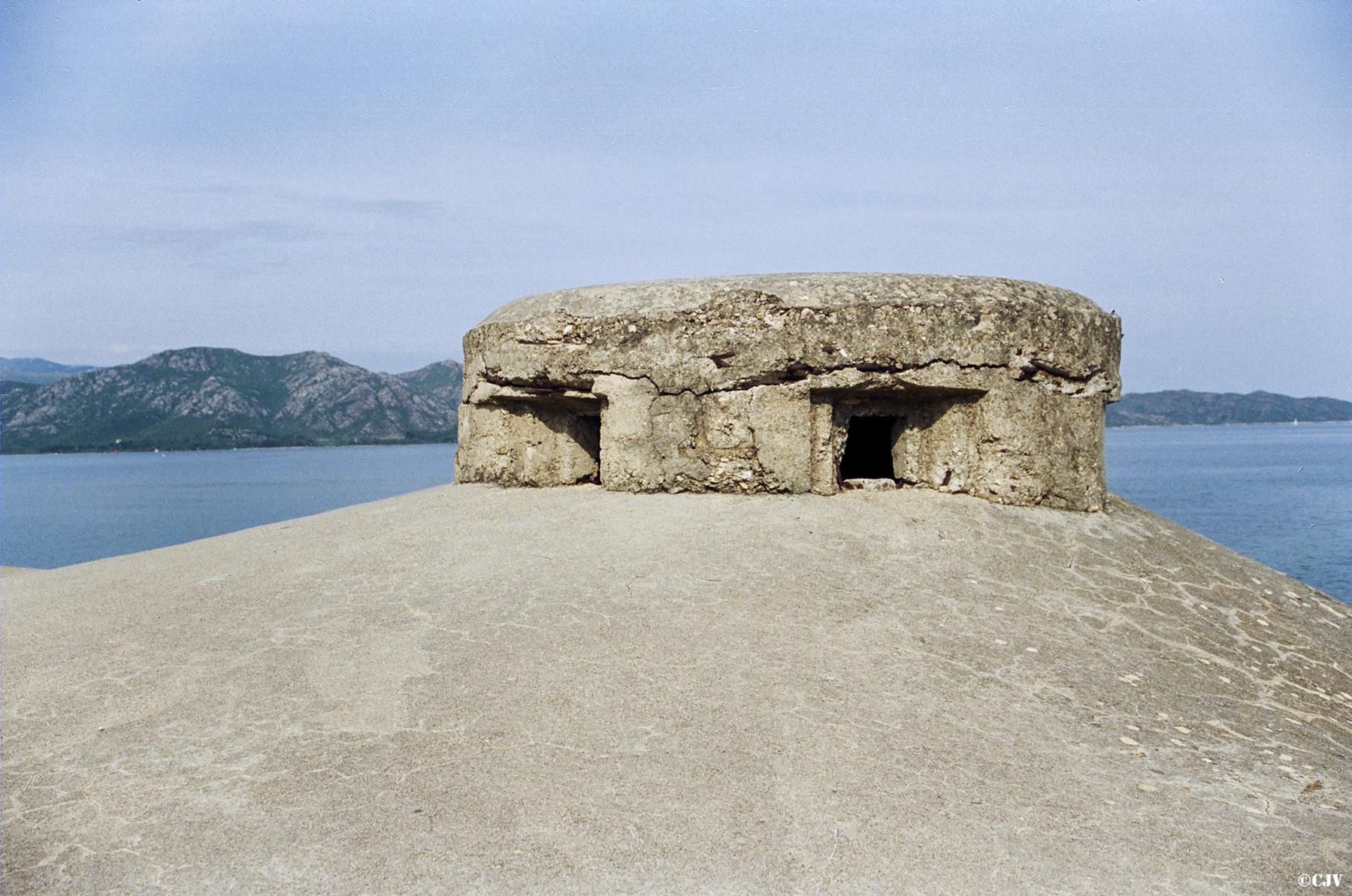 Ligne Maginot - SAINT FLORENT - (Casemate d'infanterie - Double) - 